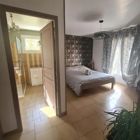 Holiday home Magnifique - 9 Personnes - Proche De La *
