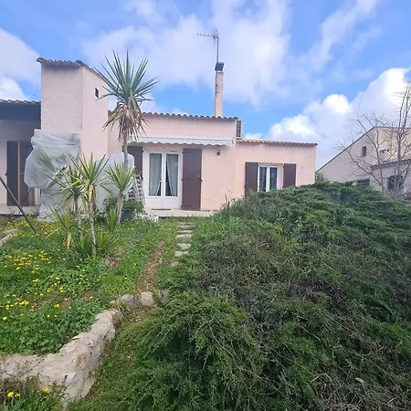 Magnifique - 9 Personnes - Proche De La Holiday home Saint-Bres (Herault)