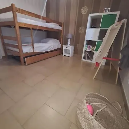 Holiday home Magnifique - 9 Personnes - Proche De La *