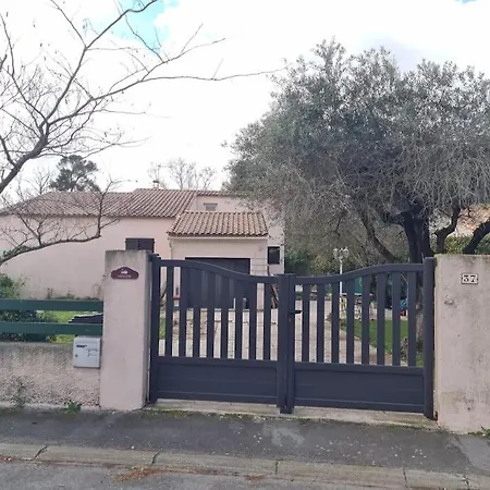 Holiday home Magnifique - 9 Personnes - Proche De La