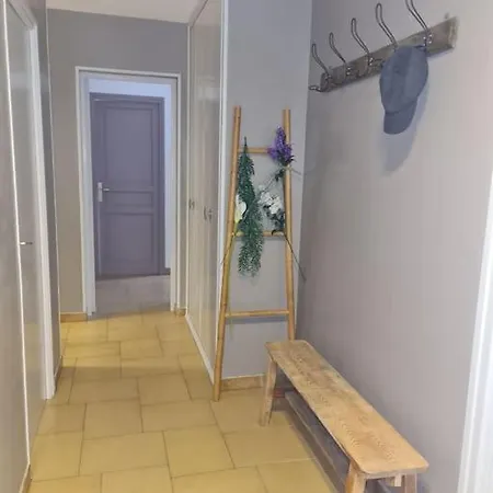 Holiday home Magnifique - 9 Personnes - Proche De La